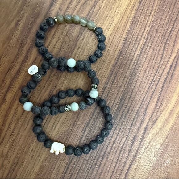 Vintage Rare 1930’s Ornate Rosewood Handmade Jewelry Box with Jade Medallion. - Picture 11 of 11